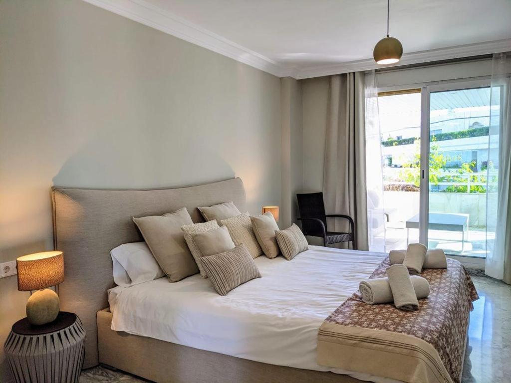 โครัล บีช อพาร์ตโฮเทล Apartment มาร์เบยา ภายนอก รูปภาพ