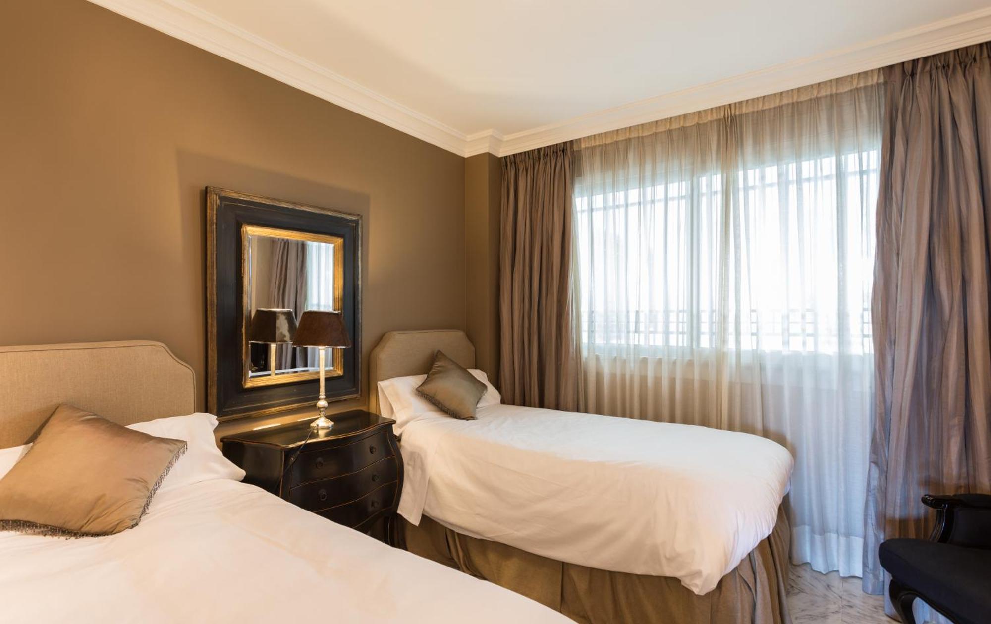 โครัล บีช อพาร์ตโฮเทล Apartment มาร์เบยา ภายนอก รูปภาพ