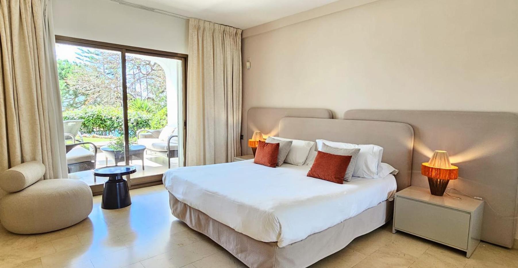 โครัล บีช อพาร์ตโฮเทล Apartment มาร์เบยา ภายนอก รูปภาพ